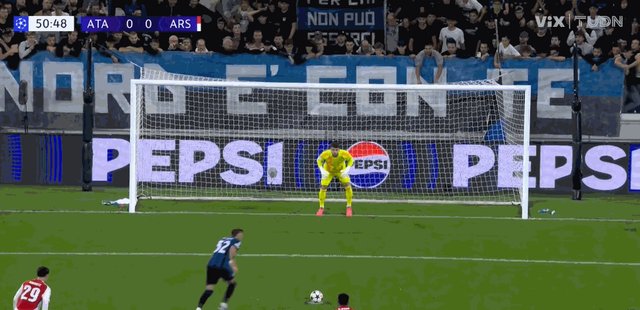 1726782228704039876.gif 扑点.gif